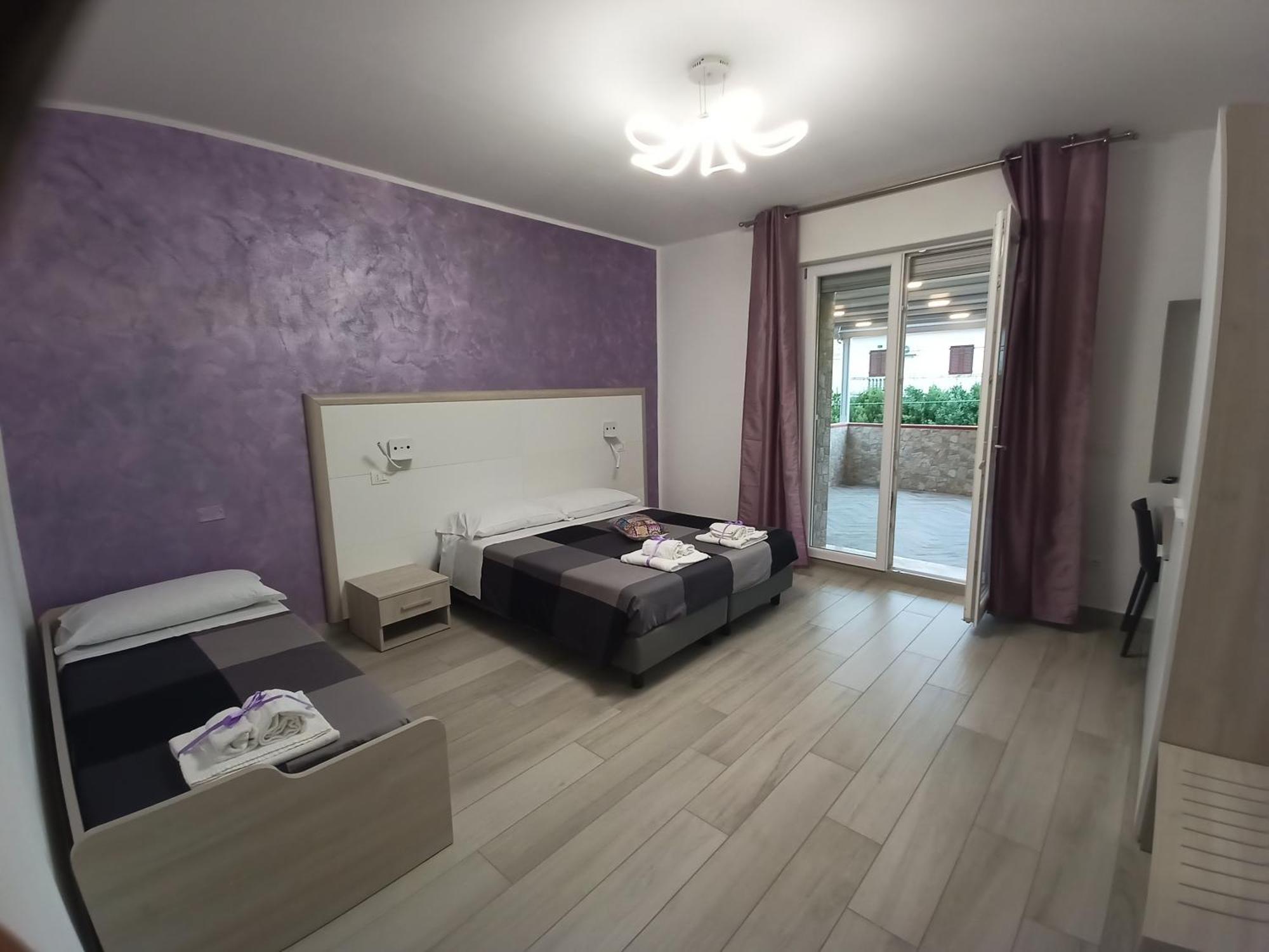La Dea Rooms Феррара Екстер'єр фото